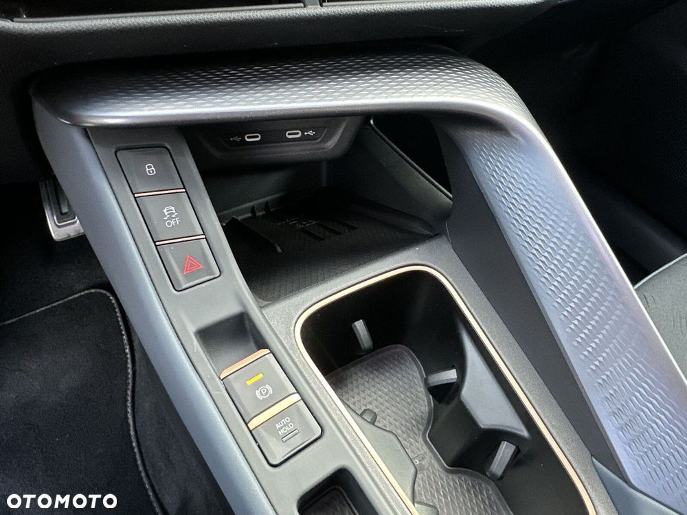Cupra Terramar 1.5 eTSI mHEV DSG - 32