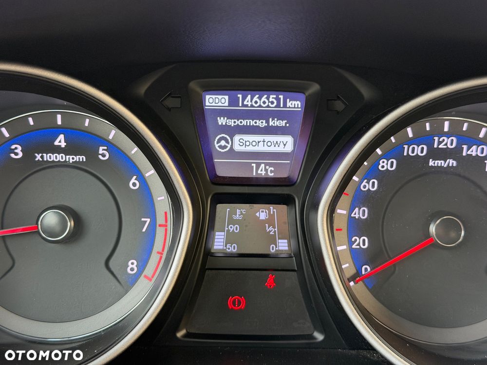 Hyundai i30 1.6 Comfort - 38