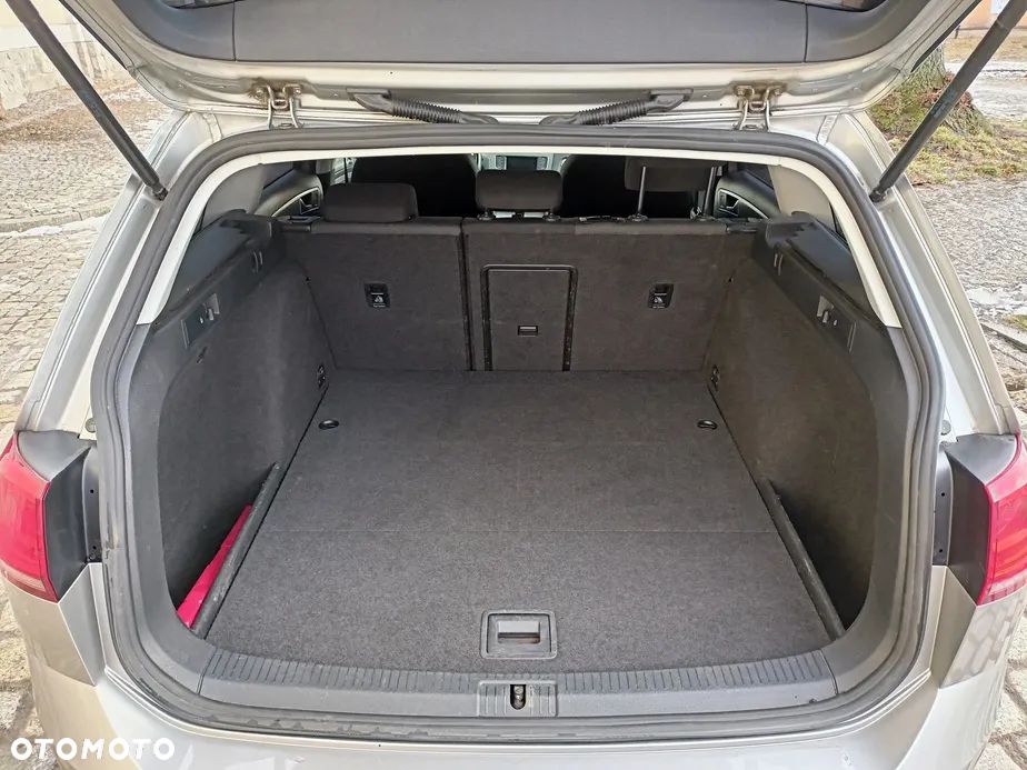 Volkswagen Golf 1.4 TSI Sound - 24