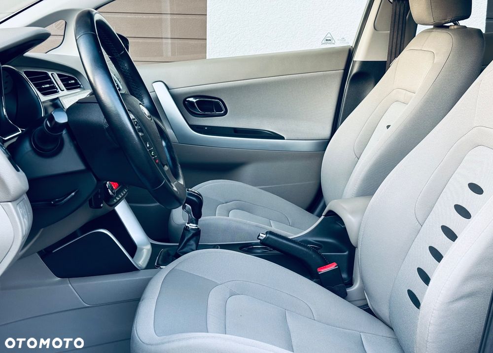 Kia Ceed 1.6 GDI Business Line - 12