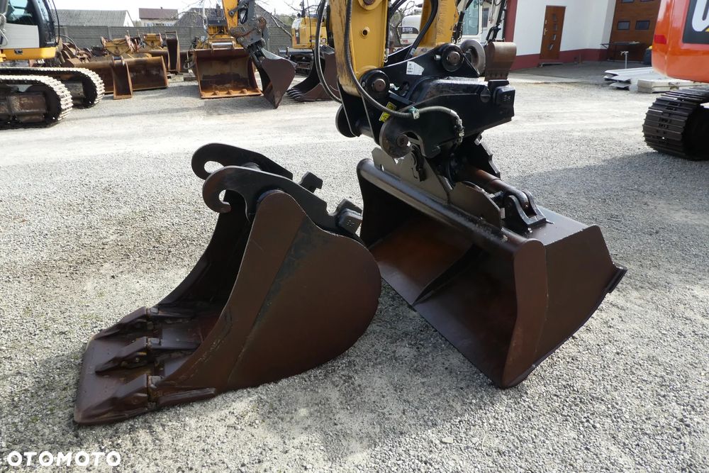 Caterpillar 311F LRR DWIE ŁYZKI - 10