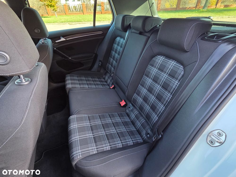 Volkswagen Golf VII 12-17 - 26