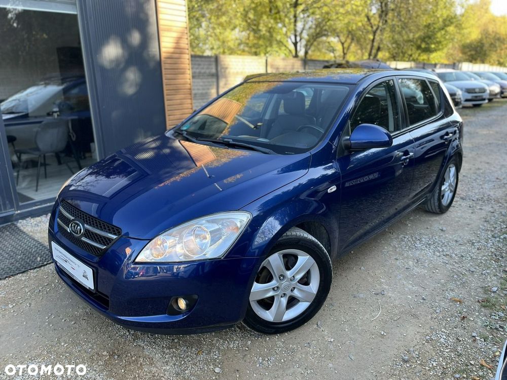 Kia Ceed - 7