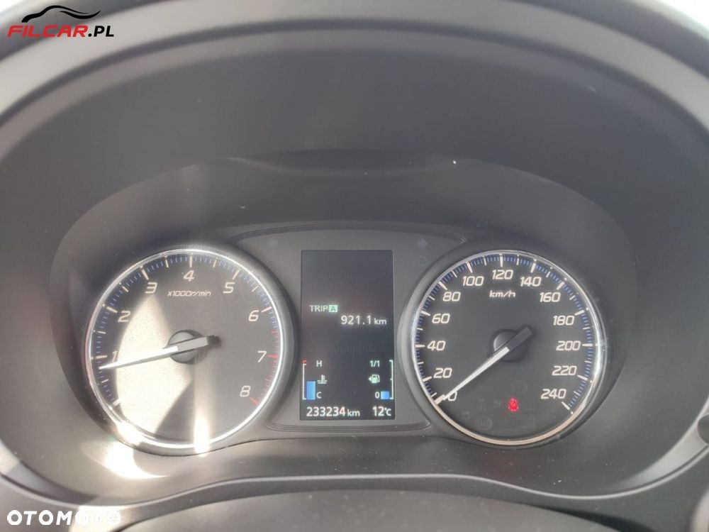 Mitsubishi Outlander - 14