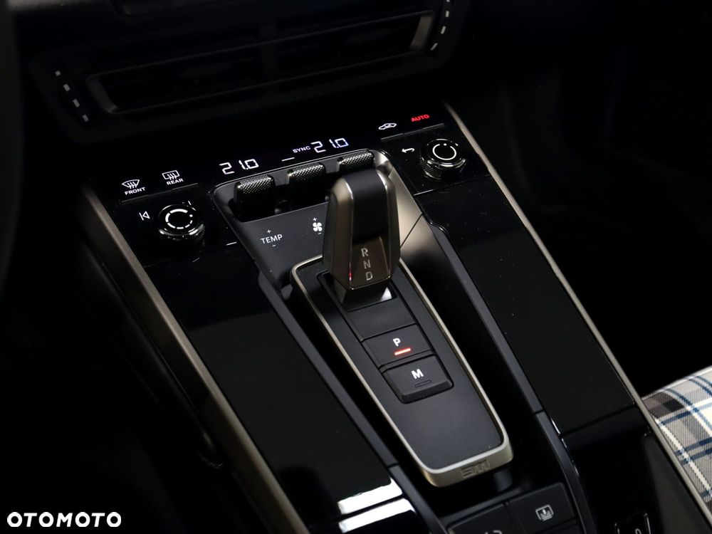 Porsche 911 Turbo 50 Years - 25