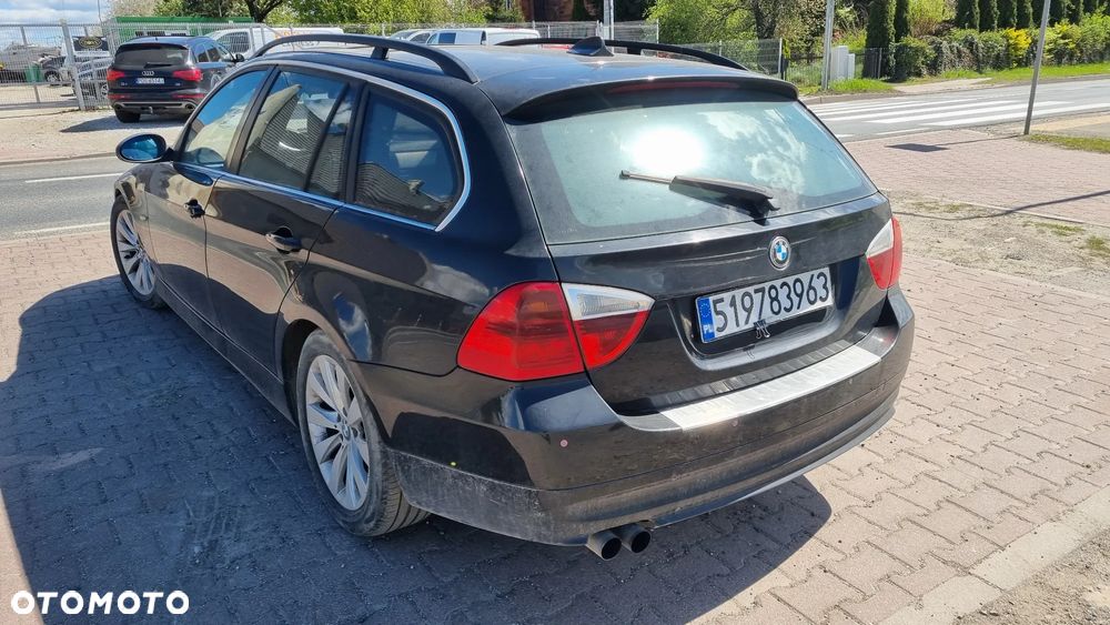 BMW Seria 3 - 12