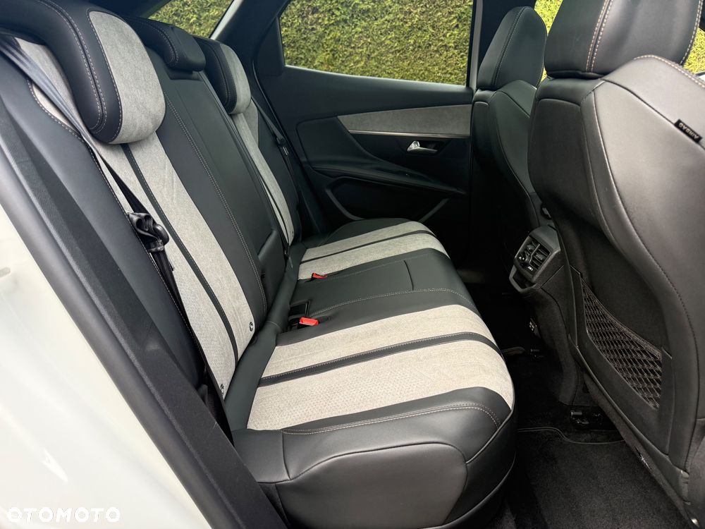 Peugeot 3008 225 e-EAT8 GT Pack - 12