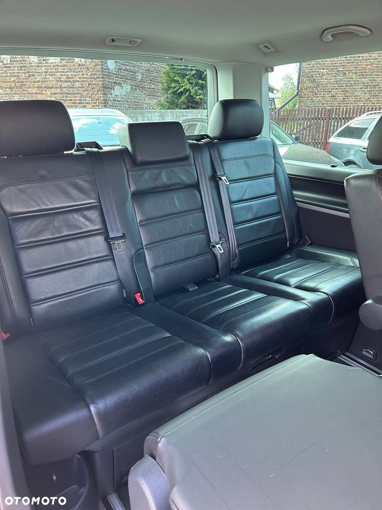 Volkswagen Multivan 2.0 TDI L1 Highline DSG - 13