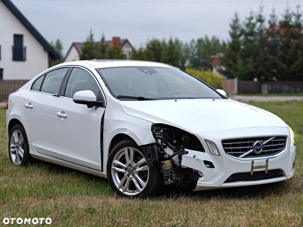 Volvo S60 T6 AWD Geartronic Momentum - 6