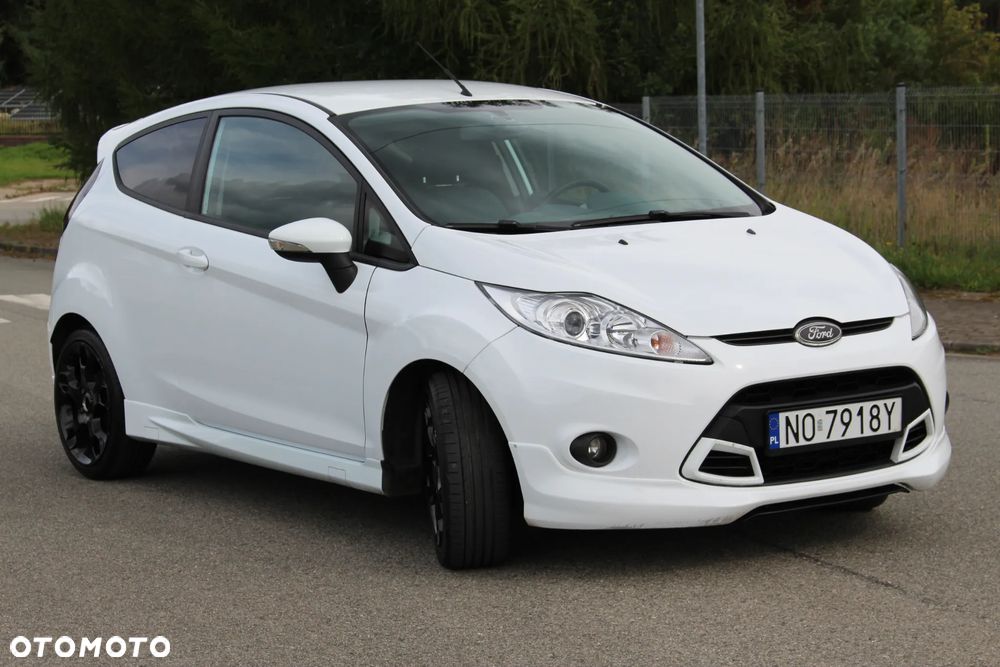 Ford Fiesta 1.6 Ti-VCT Sport - 2