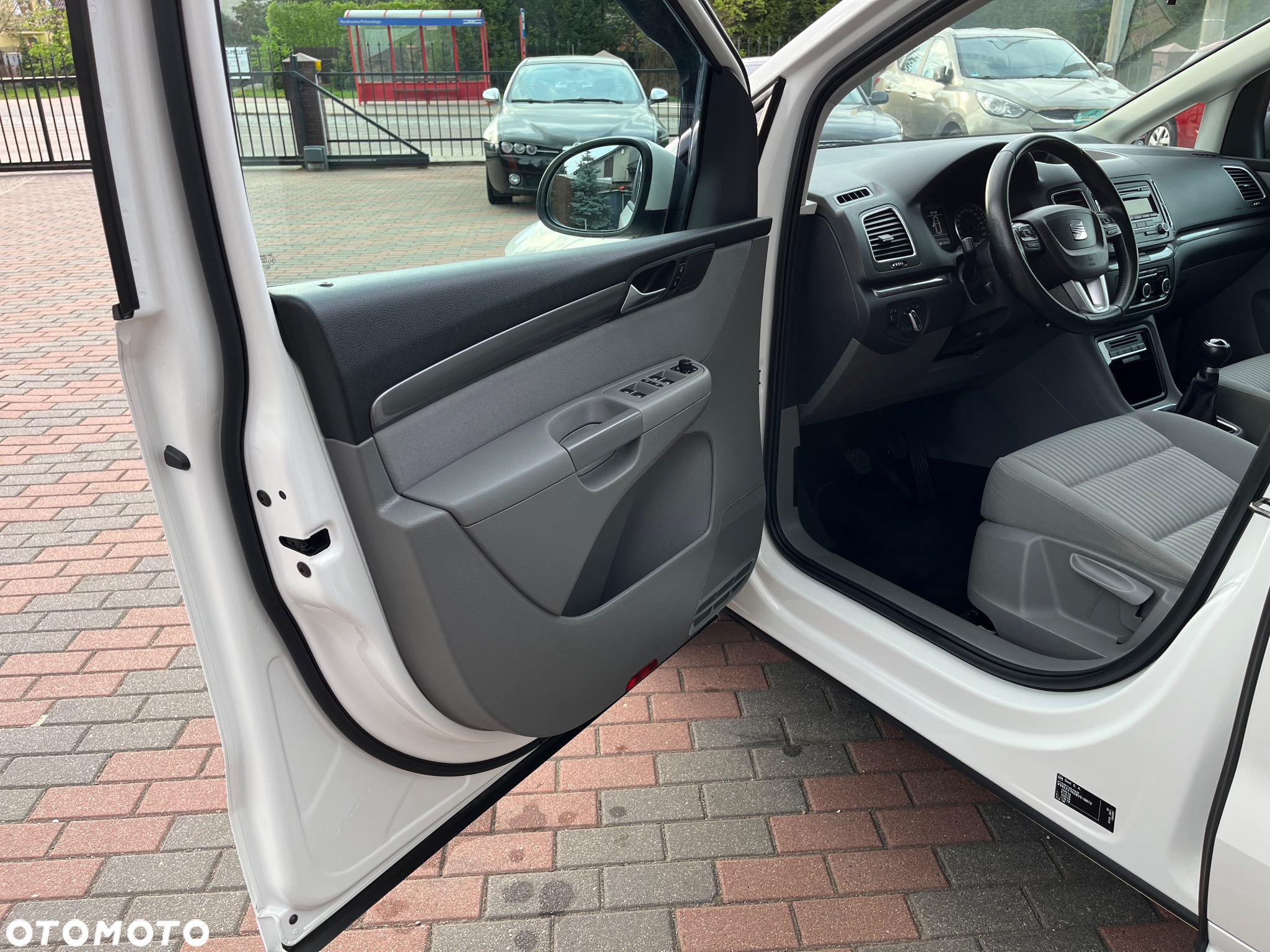 Seat Alhambra 1.4 TSI (Ecomotive) Start & Stop Reference - 16