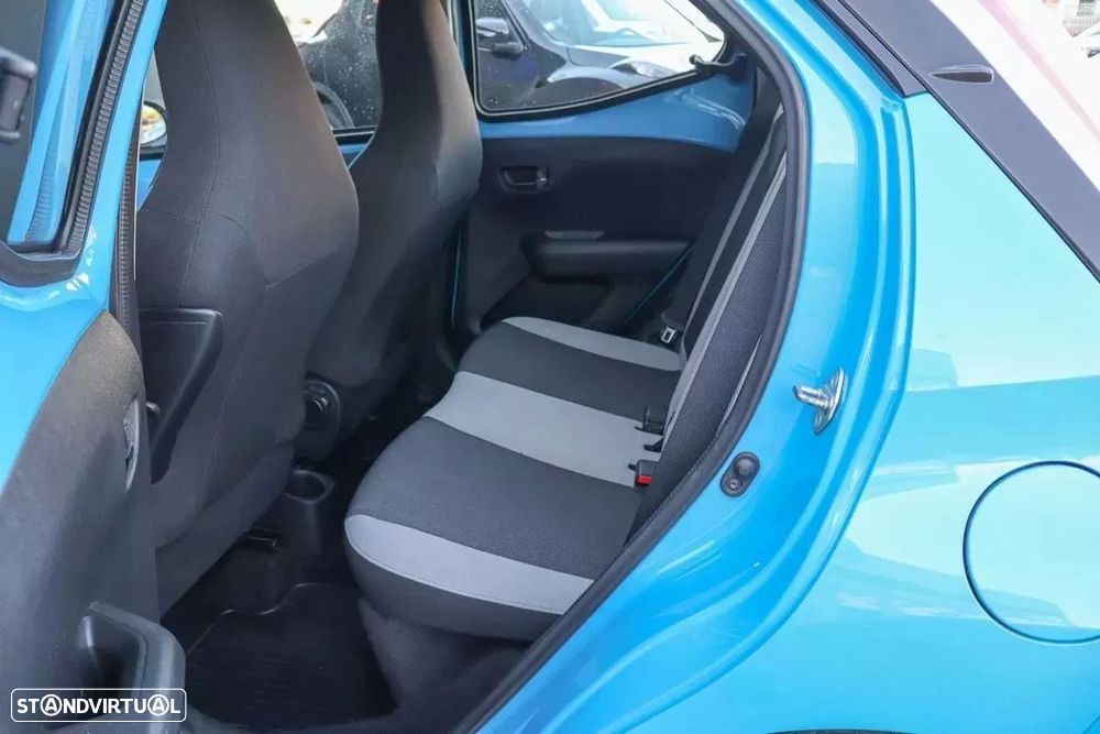 Toyota Aygo 1.0 X-Play+AC+X-Touch - 10