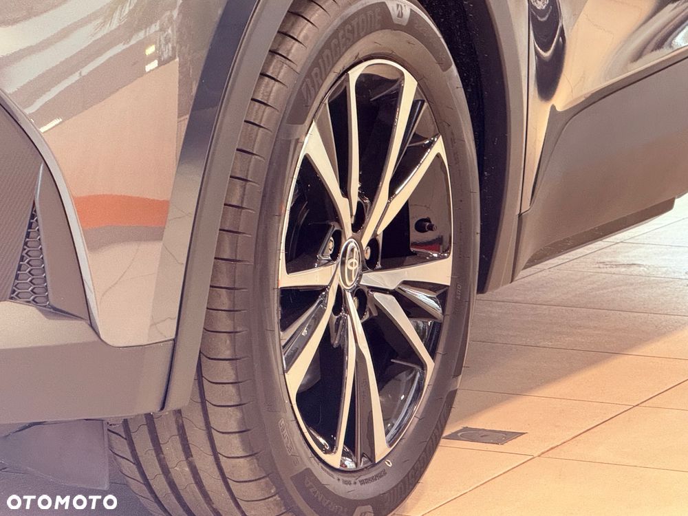 Toyota C-HR - 8