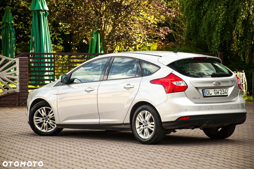 Ford Focus 1.6 TDCi DPF Champions Edition - 32