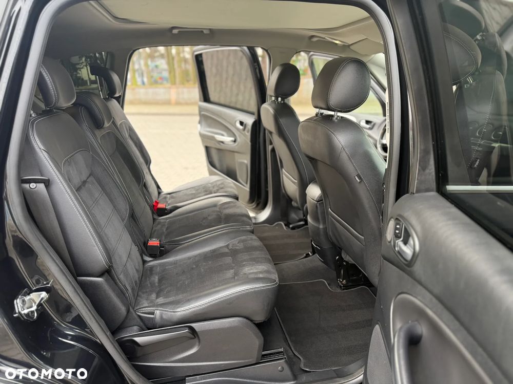 Ford S-Max 2.0 TDCi DPF Titanium X - 40