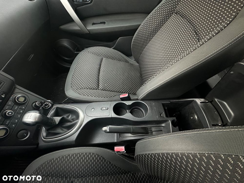 Nissan Qashqai 1.6 Acenta - 11