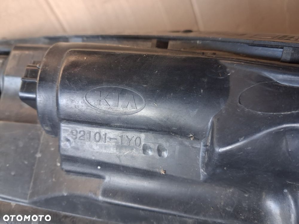 Lampa KIA PICANTO II  lewa prawa  OE - 4