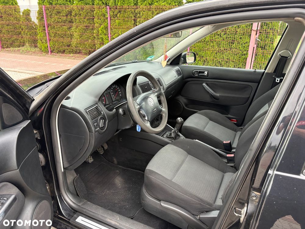 Volkswagen Golf 1.4 Comfortline - 11