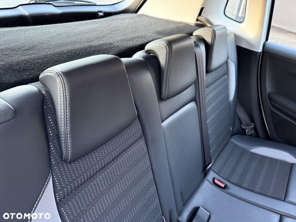 Peugeot 2008 120 VTI Allure - 34