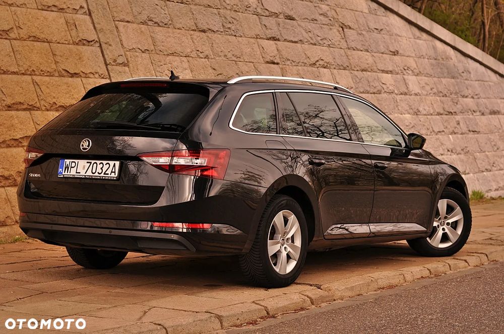 Skoda Superb 1.6 TDI DSG Style - 10