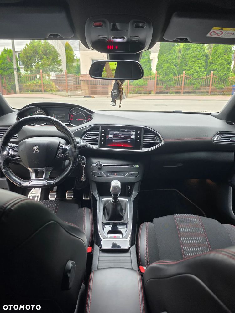 Peugeot 308 - 6
