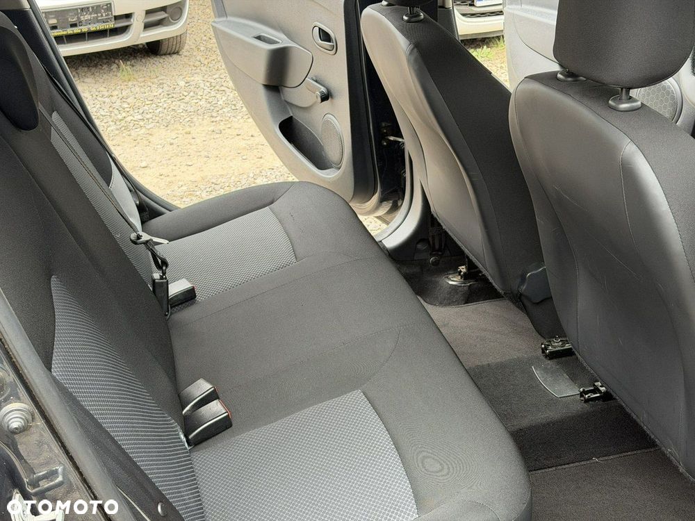 Dacia Logan - 16