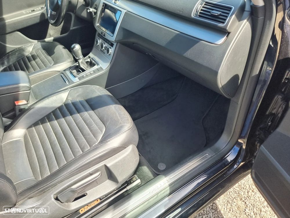 VW Passat Variant 2.0 TDI 4M Highline IM - 15