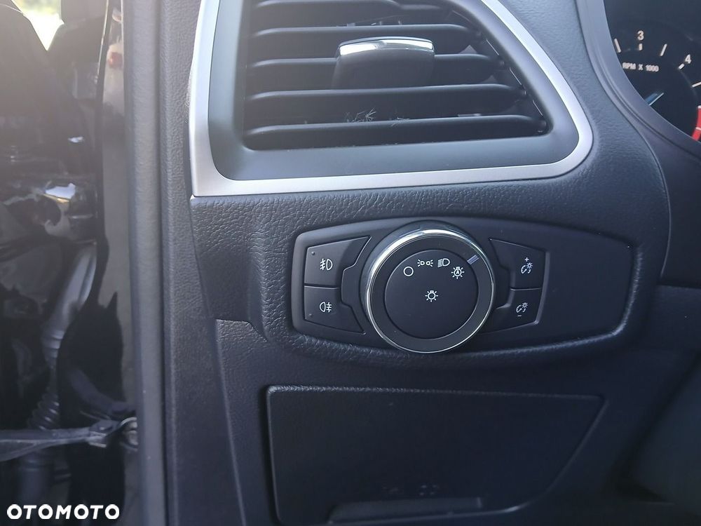 Ford Galaxy 2.0 TDCi Trend - 19