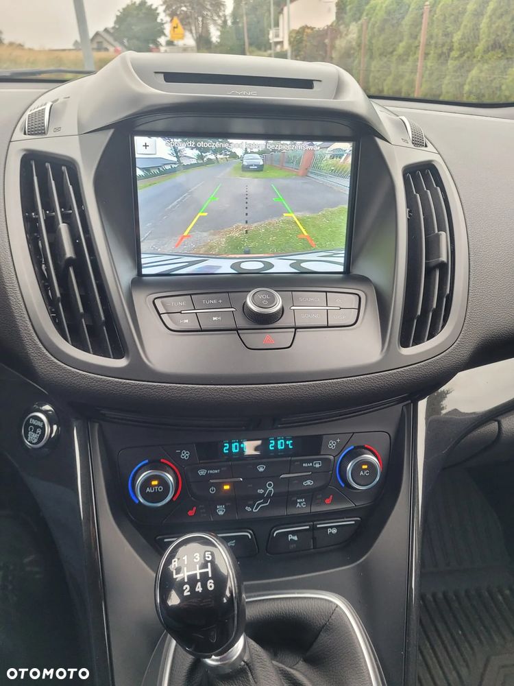 Ford Kuga 1.5 EcoBoost 2x4 Titanium - 7