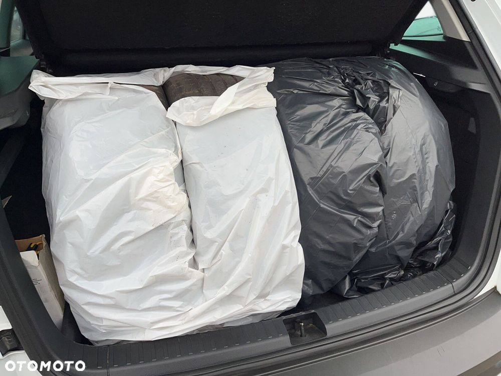 Skoda Karoq 1.5 TSI ACT Style DSG - 9