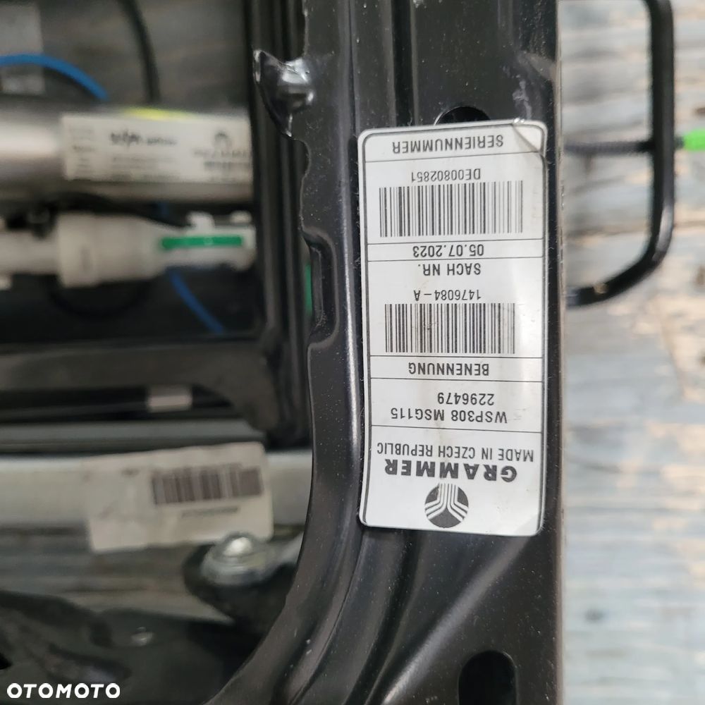 PODSTAWA FOTELA GRAMMER DAF MERCEDES - 3