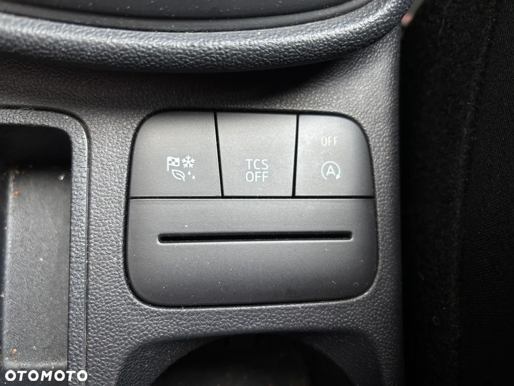 Ford Fiesta 1.0 EcoBoost Hybrid S&S ST-LINE - 19