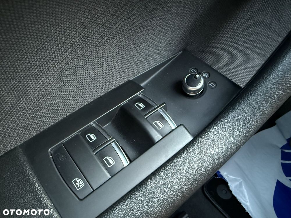 Audi A3 Sportback 1.6 Ambiente - 29