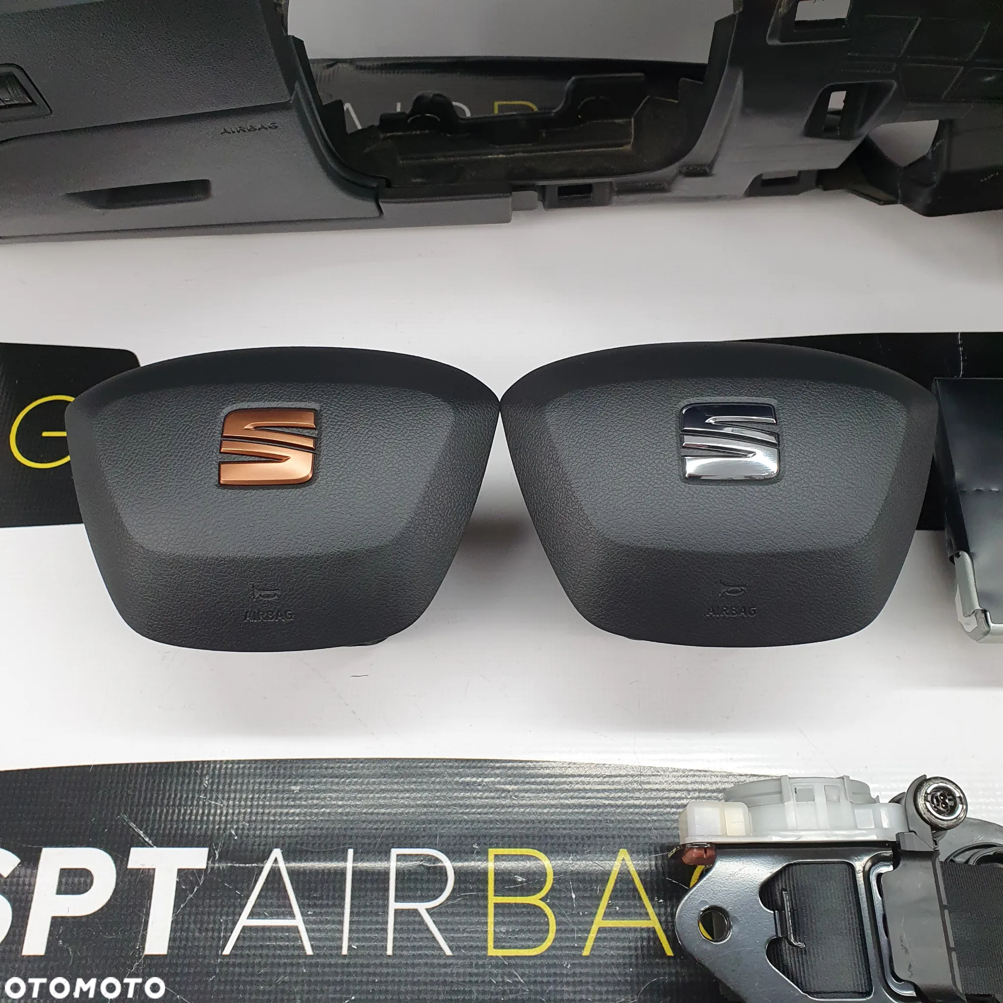 SEAT LEON 3 III DESKA ROZDZIELCZA KONSOLA KOKPIT PULPIT PODUSZKI AIRBAG AIR BAG PASY KIT SET - 4