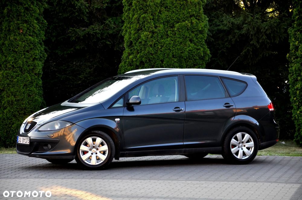 Seat Altea XL 2.0 TDI DPF DSG Stylance - 4