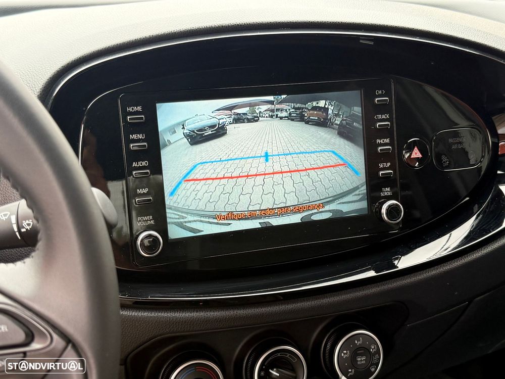 Toyota Aygo X 1.0 Play CVT - 14