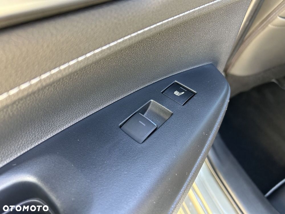 Toyota Corolla - 26