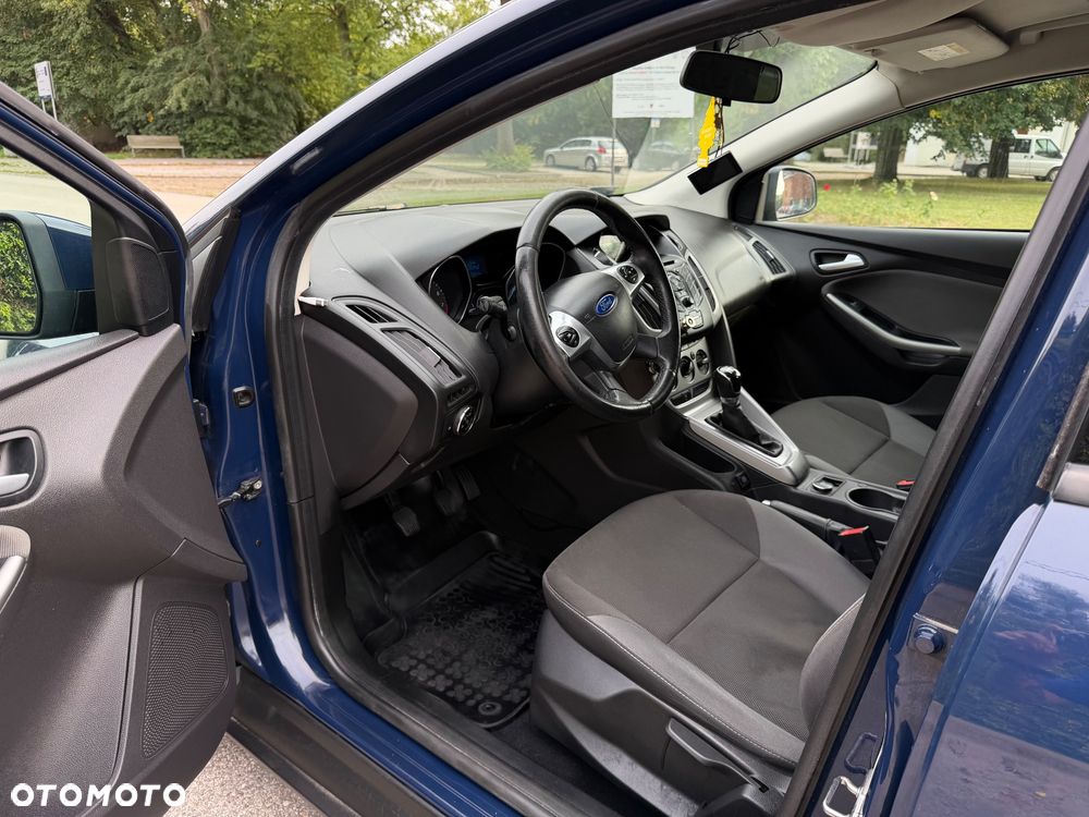 Ford Focus 1.6 FF Titanium - 37