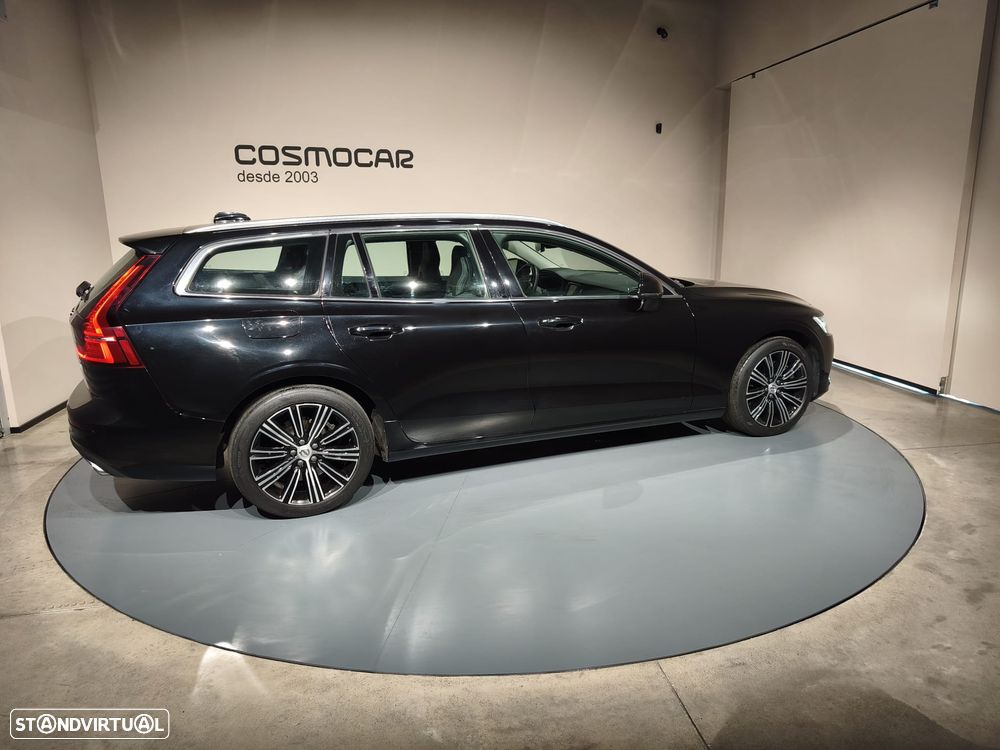 Volvo V60 2.0 T6 AWD TE Inscription Expression — fotografia 8