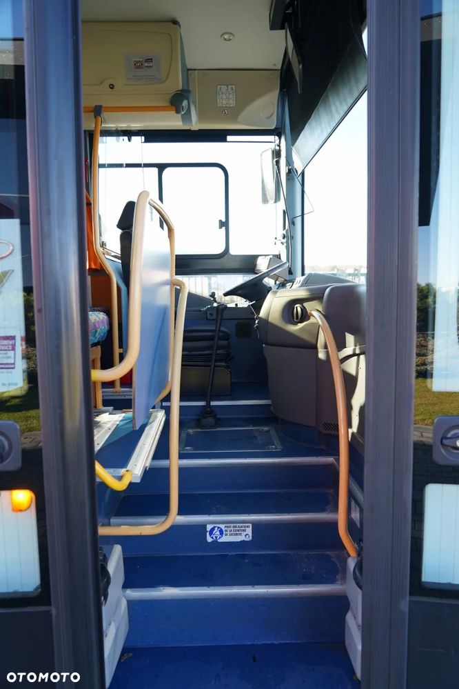 Irisbus RECREO / EURO5 / SPROWADZONY / MANUAL / - 24