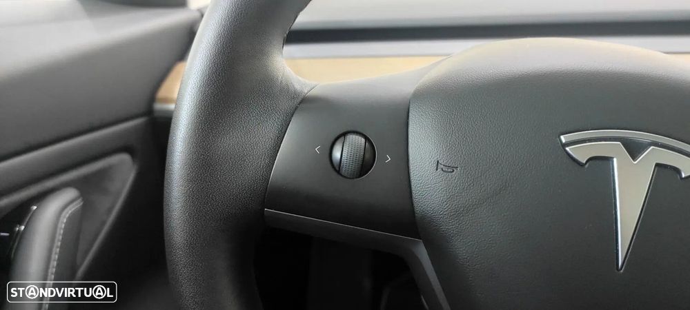 Tesla Model 3 Long Range AWD Dual Motor - 37