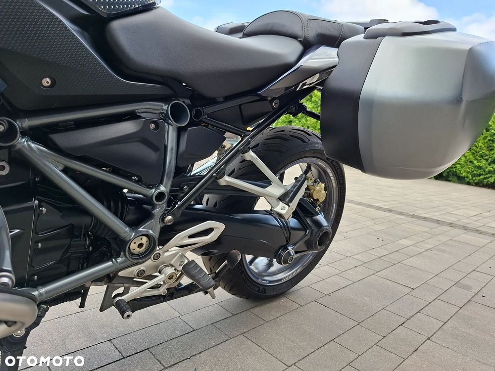 BMW RS - 16