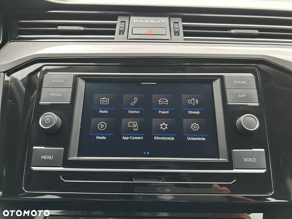 Volkswagen Passat Variant 1.5 TSI EVO Business - 29