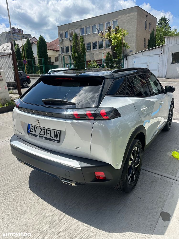 Peugeot 2008 1.2L PureTech 130 S&S EAT8 GT - 10