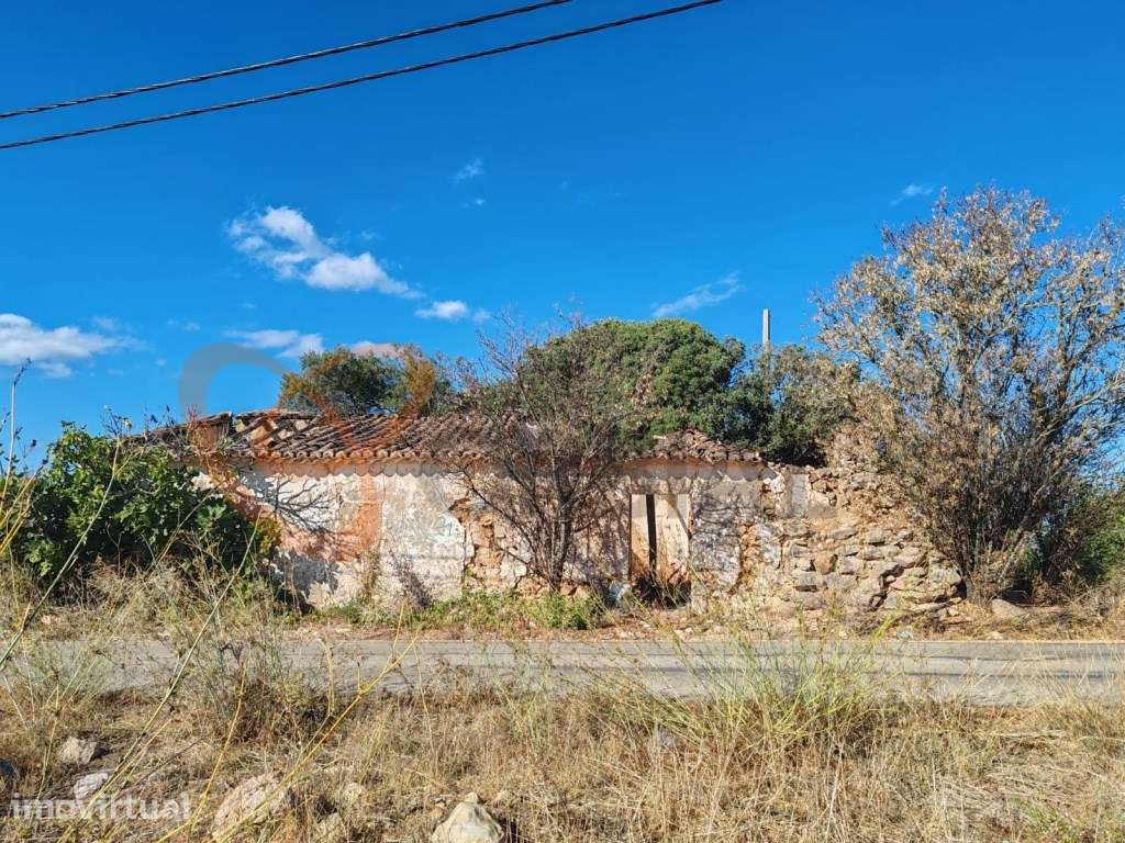 Terreno para venda, localizado na freguesia de Pêra, Silves - Grande imagem: 2/12