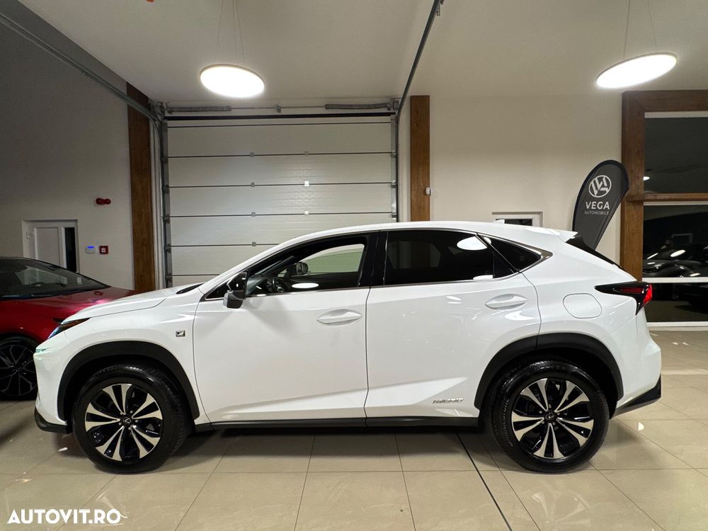 Lexus Seria NX - 31