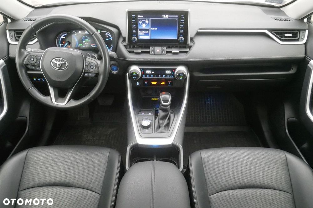 Toyota RAV4 - 8