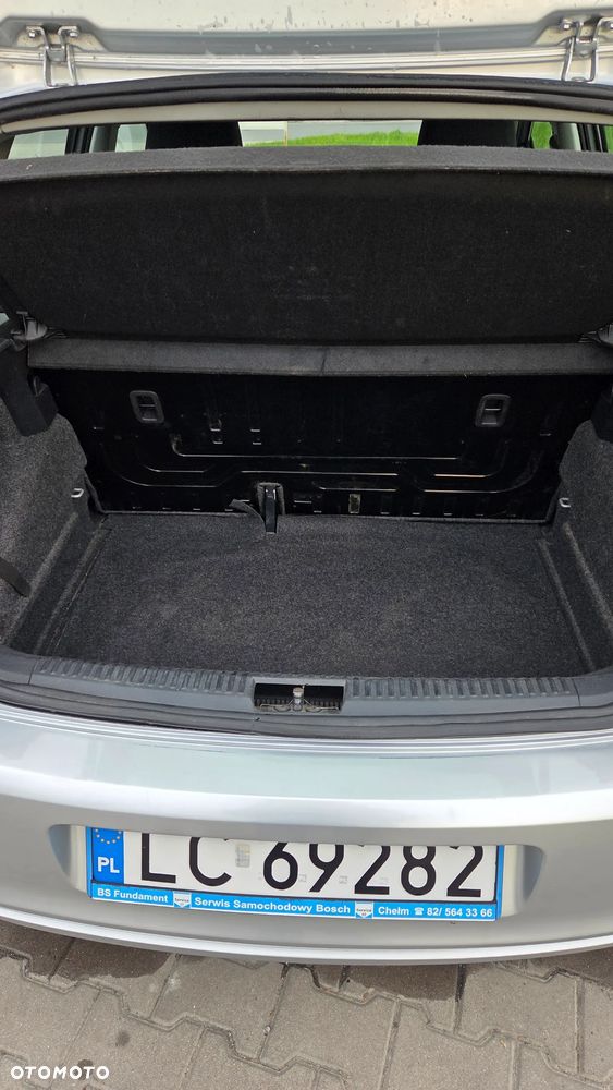 Volkswagen Polo 1.2 12V Comfortline - 12