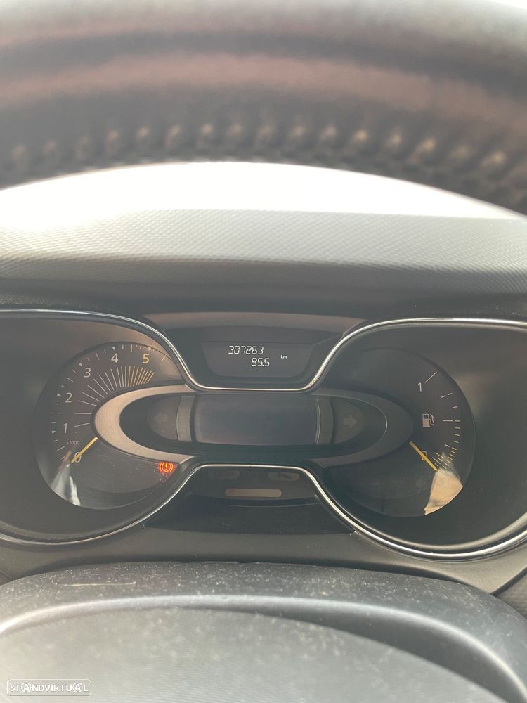 Renault Captur 1.5 dCi - 16