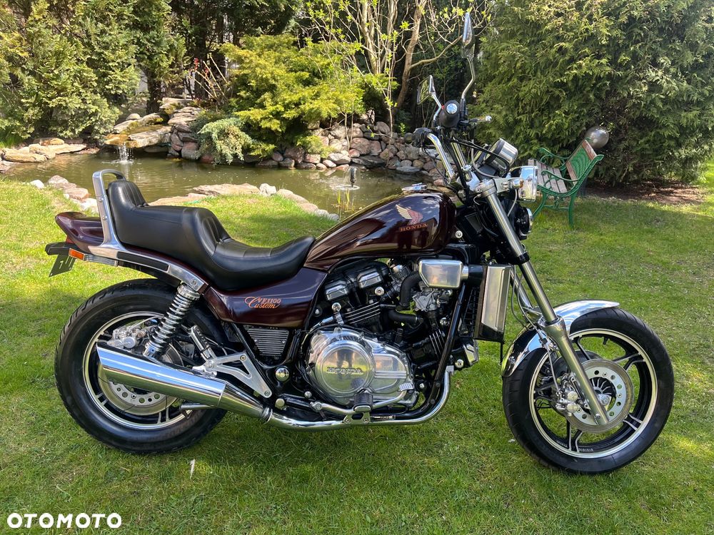 Honda VF - 2